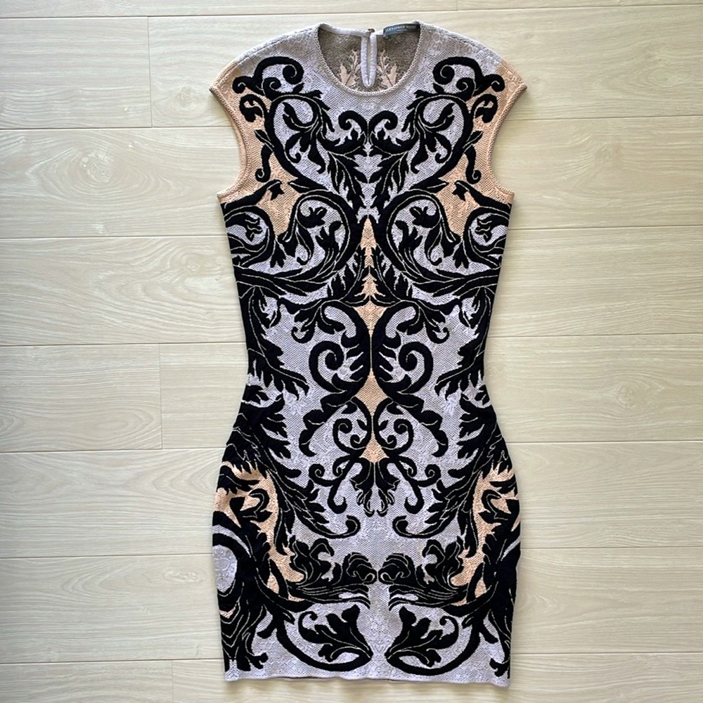 Alexander McQueen Grey & Black Stretch Sheath Dress